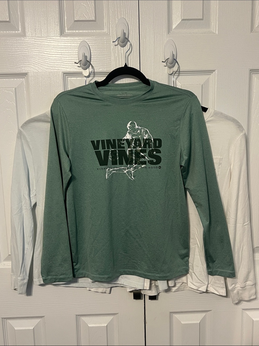 EUC Lot of Vineyard Vines Long Sleeve Logo Tees Size YM (12-14)